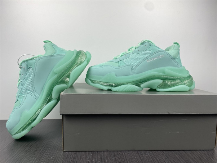blcg triple s - w2ga1 4509