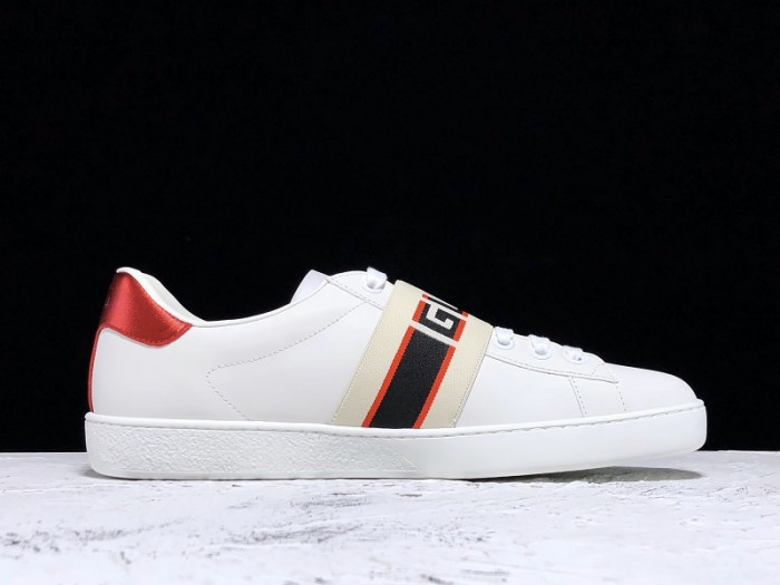 gucc ace embroidered low-top sneaker