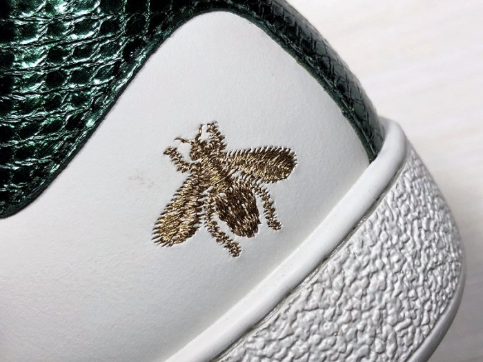 gucc ace embroidered low-top sneaker