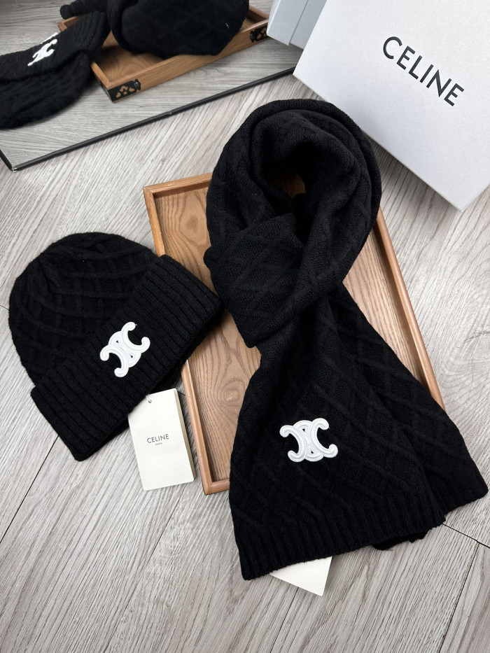 Ce1i*e HAT0229-0521