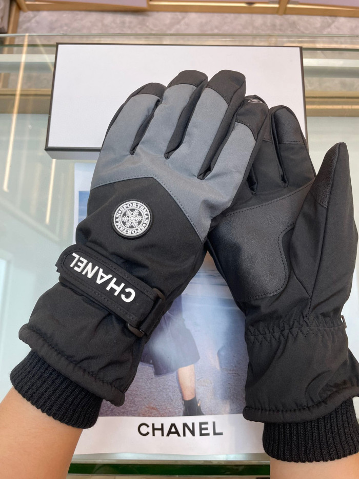 CHANNEL GLOVES CG001