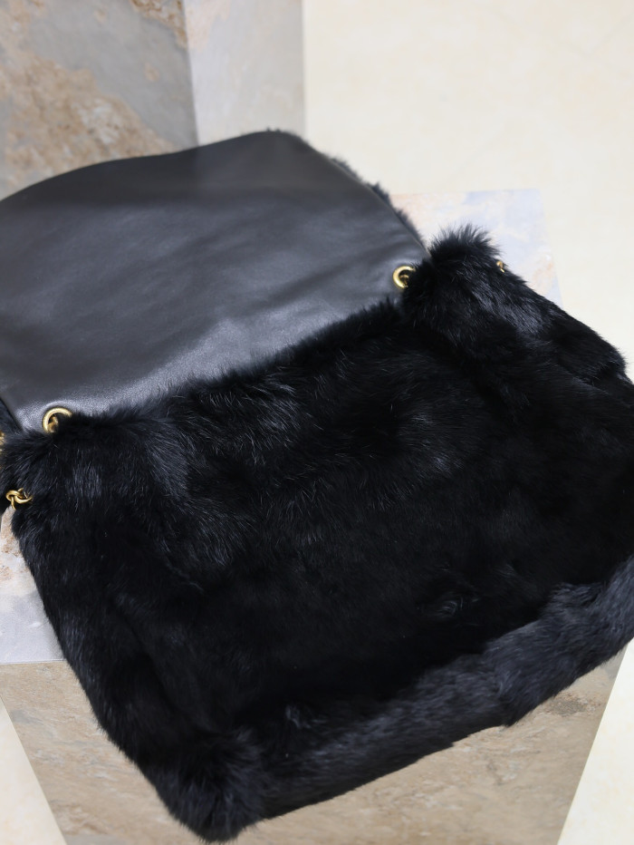 Y51 BAG B0113-242