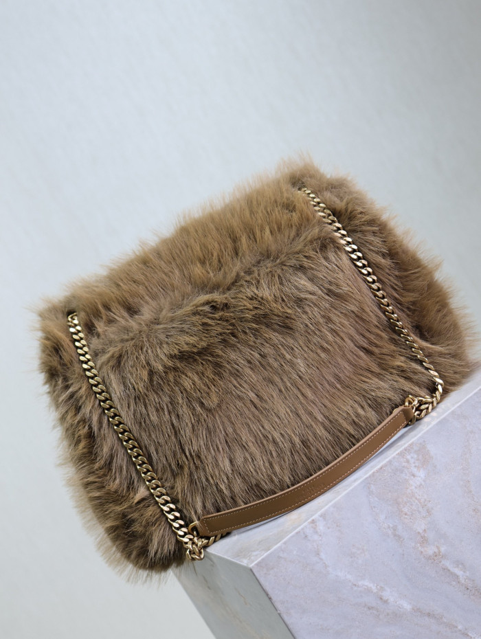 Y51 BAG B0113-246