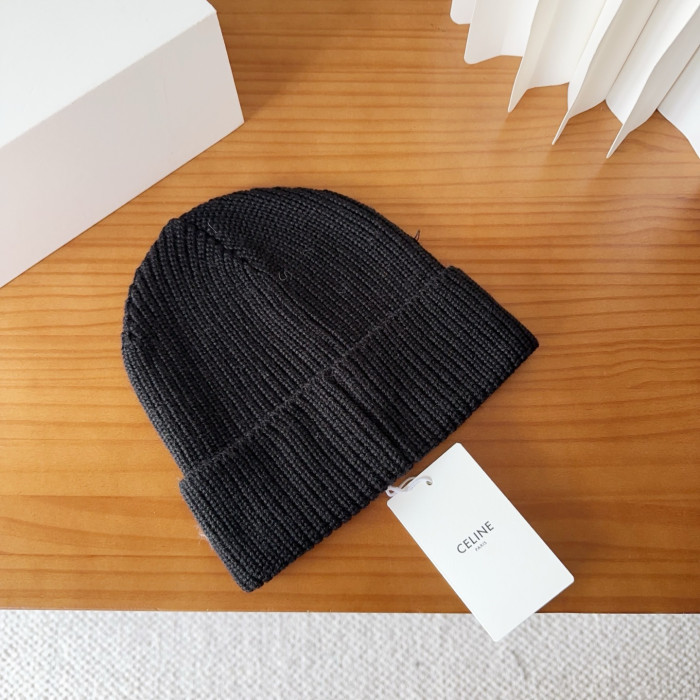Ce1i*e HAT0229-0519
