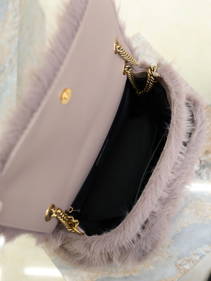 Y51 BAG B0113-247