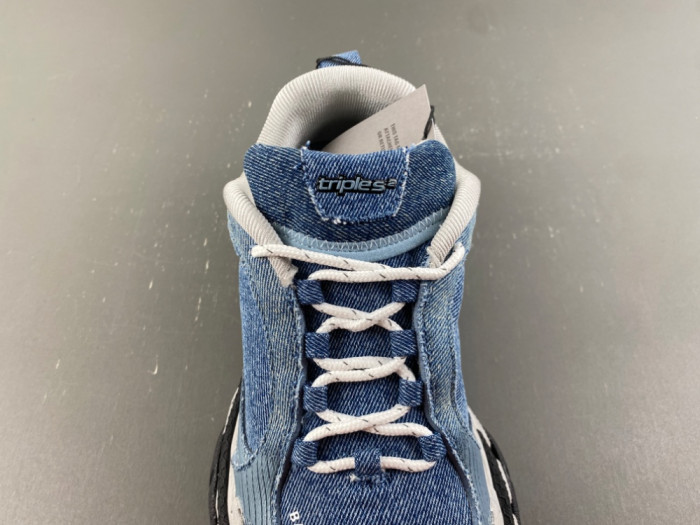 BLCG Triple S.2 Sneaker 865849 WTRS2 0310