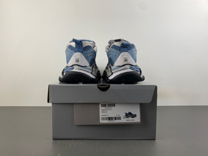 BLCG Triple S.2 Sneaker 865849 WTRS2 0310