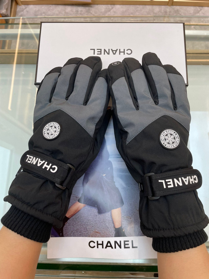 CHANNEL GLOVES CG001