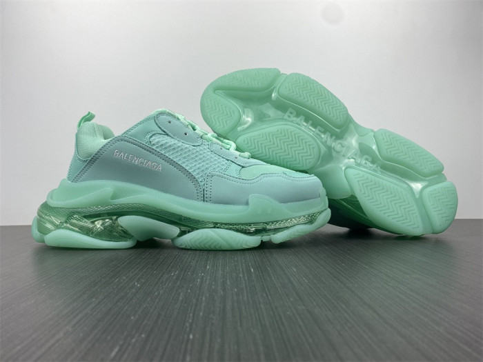 blcg triple s - w2ga1 4509