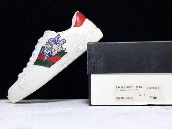 gucc ace embroidered low-top sneaker
