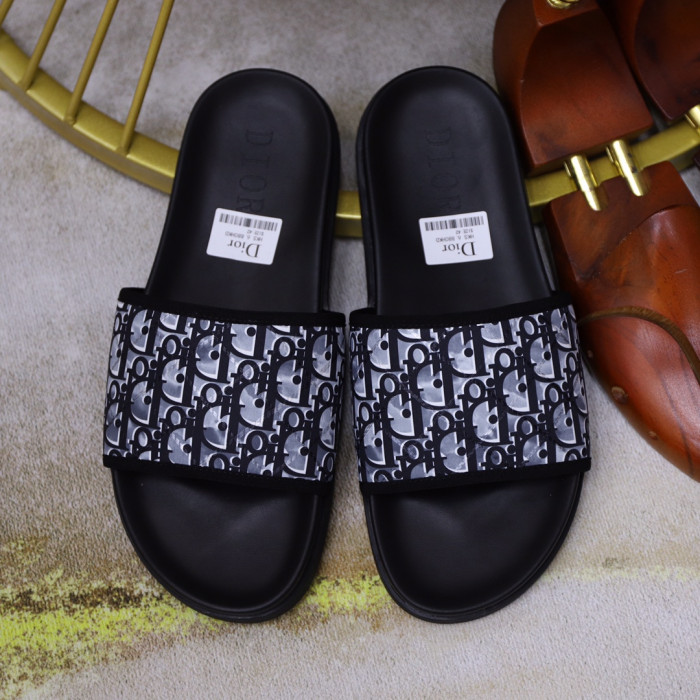 D*or slippers