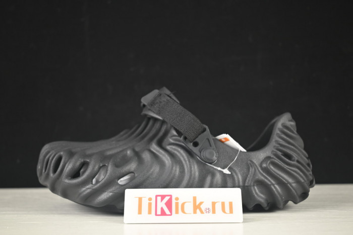 Salehe Bembury x Cr0c5 Polle x Clog "Black" AR859-065