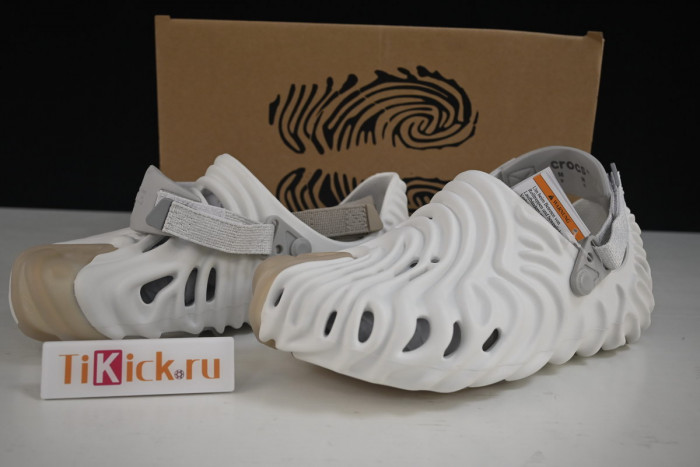 Salehe Bembury x Cr0c5 Polle x Clog A5896-0036