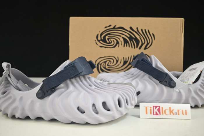Salehe Bembury x Cr0c5 Polle x Clog "Mauve Mist"