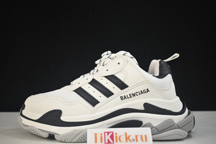 blcg sneaker triple.s sneakers n678uyi65