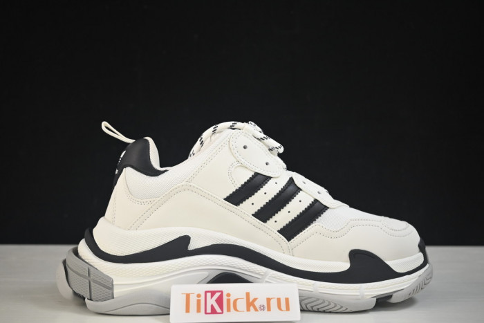 blcg sneaker triple.s sneakers n678uyi65