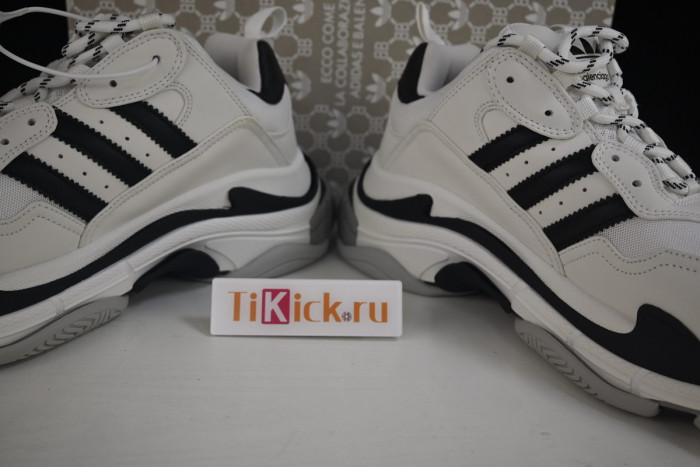 blcg sneaker triple.s sneakers n678uyi65