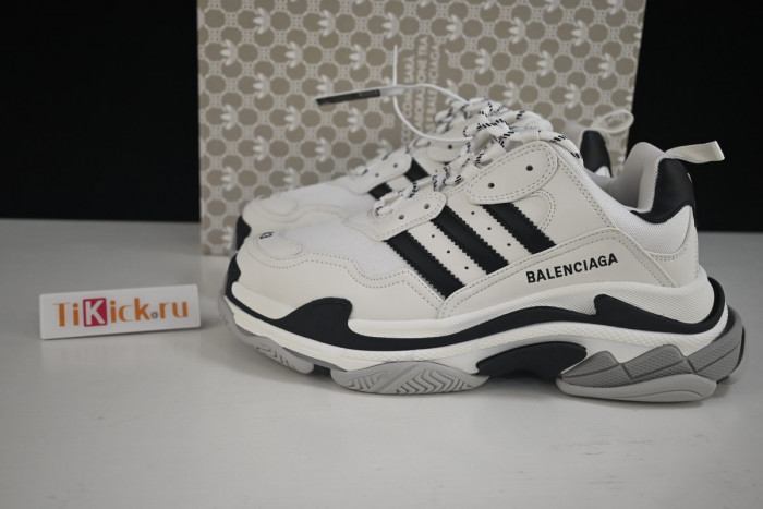 blcg sneaker triple.s sneakers n678uyi65