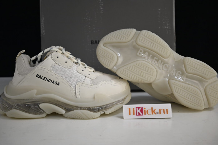 blcg sneaker triple.s sneakers 541624w2fb19005