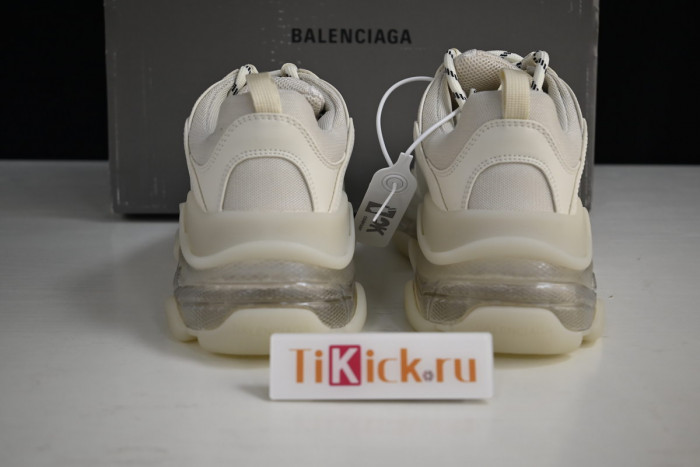 blcg sneaker triple.s sneakers 541624w2fb19005