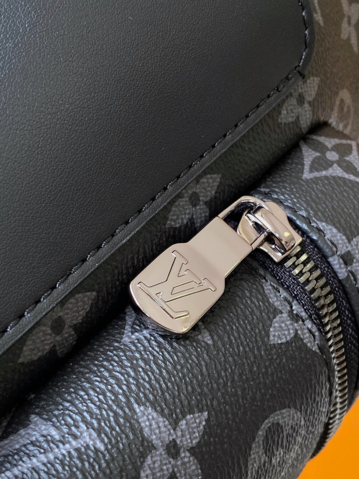 1V Backpack B0113-257