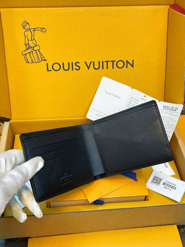 1V Wallet B0113-658
