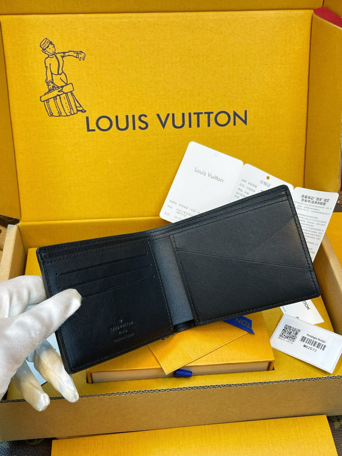 1V Wallet B0113-658