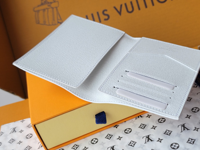 1V Wallet B0113-659