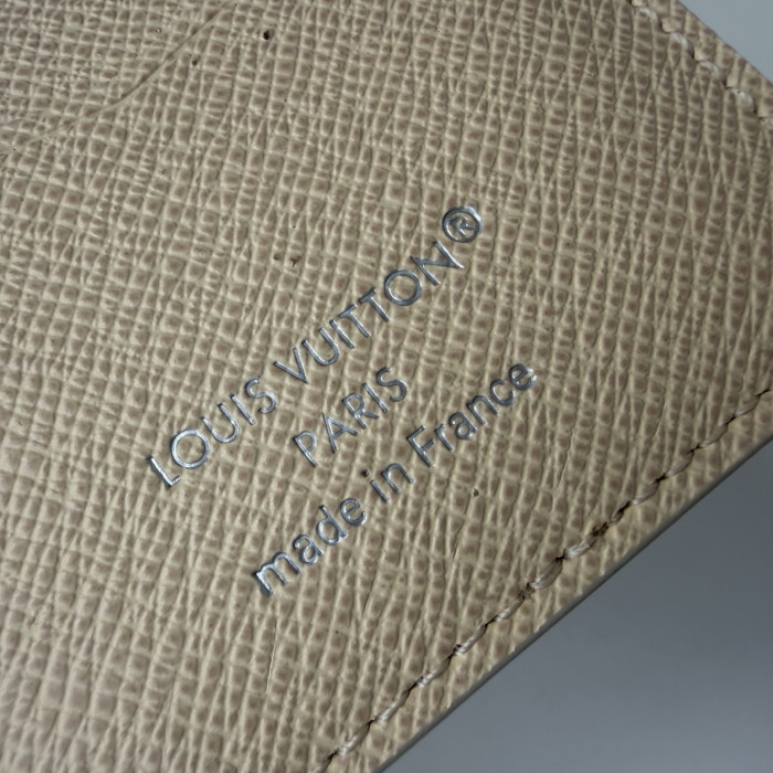 1V Wallet B0113-670