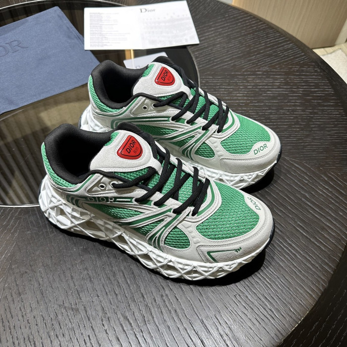 D10R SHOES B35 B35-009