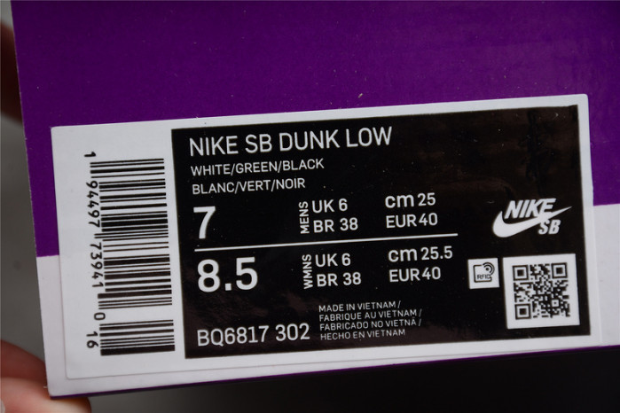 nike sb dunk low celadon bq6817-302