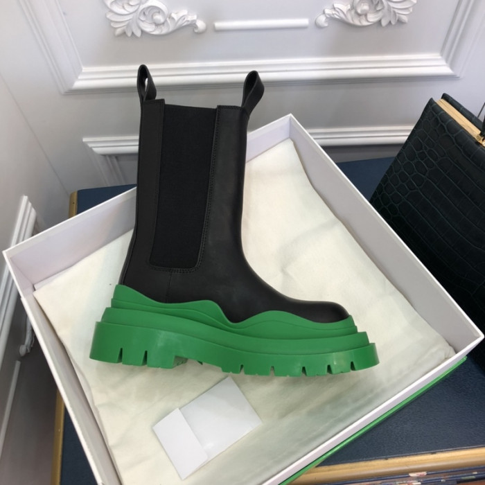 Bo*te*ga ve*ne*ta boots