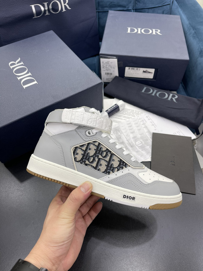 d10r b27 sneakers