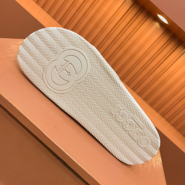 gucc slippers