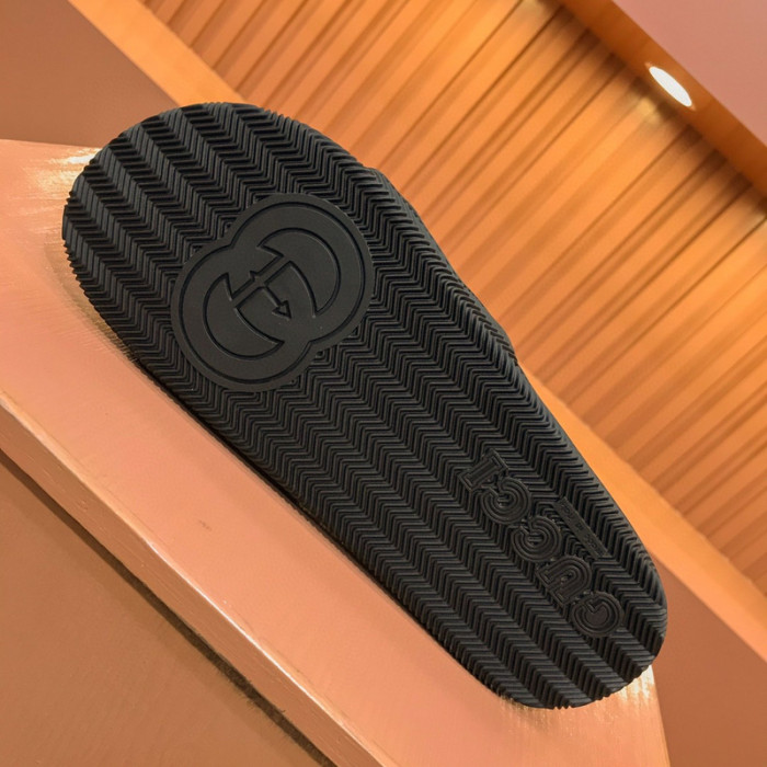 gucc slippers