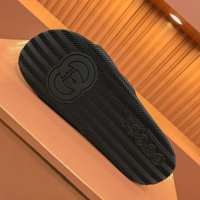 gucc slippers