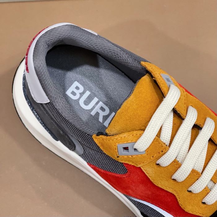 bby sneaker