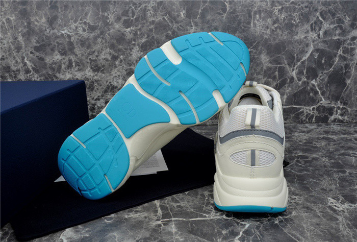 D10R B22 TRAINER SNEAKER