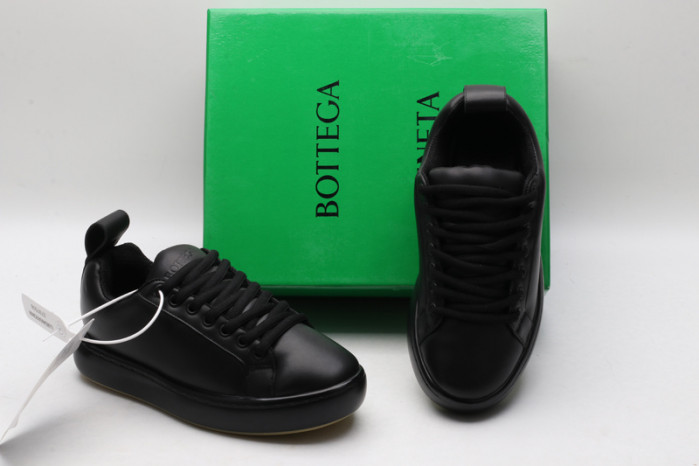 Bo*te*ga ve*ne*ta sneaker