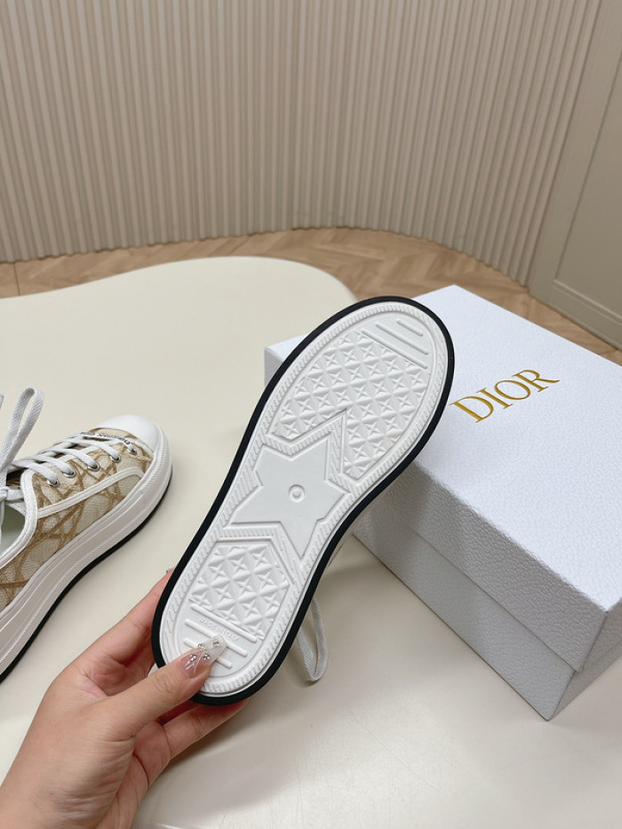 d10r sneakers low top dr1256-5586