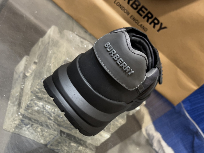 bby sneaker by0077
