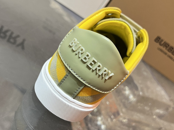 bby sneaker by0087
