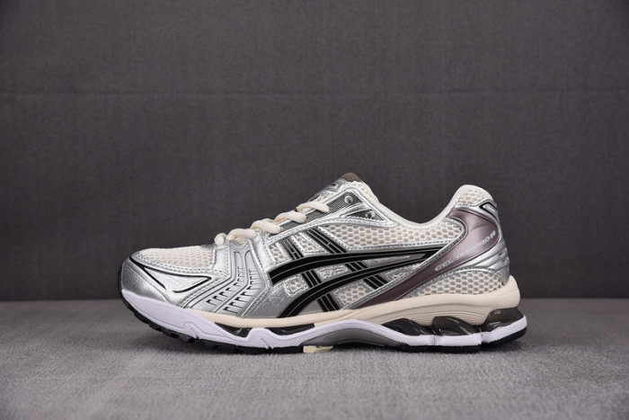 As*ic*s gel kayano 14 ''silver cream'' 1201a019-108