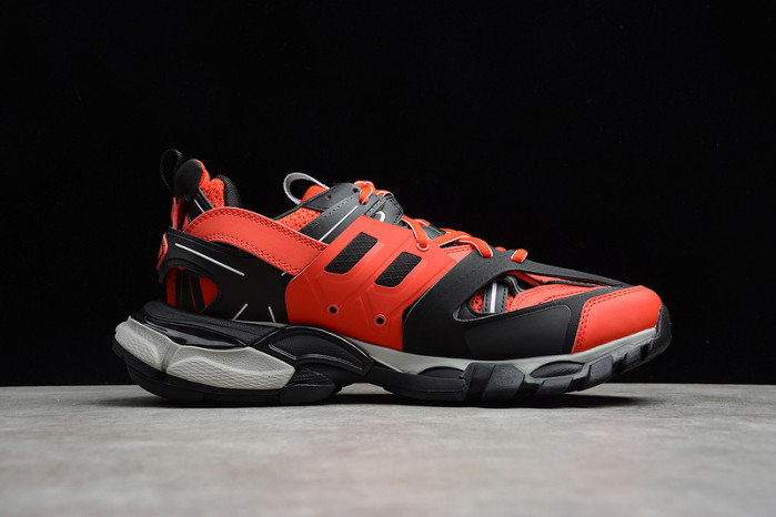 blcg track trainer red and black 542023 w1gb8 5201