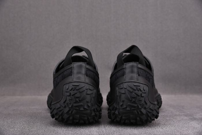 d10r b28 sneakers low top