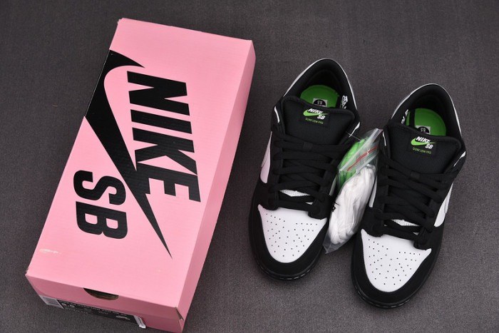 nike sb dunk low staple panda pigeon bv1310-013