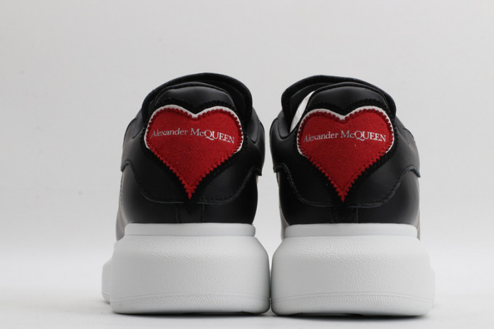 A1exa*der Mcqv*en SNEAKERS MC5563-068