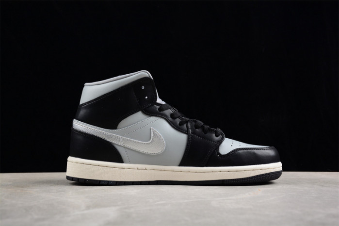 wmns air jordan 1 mid se 