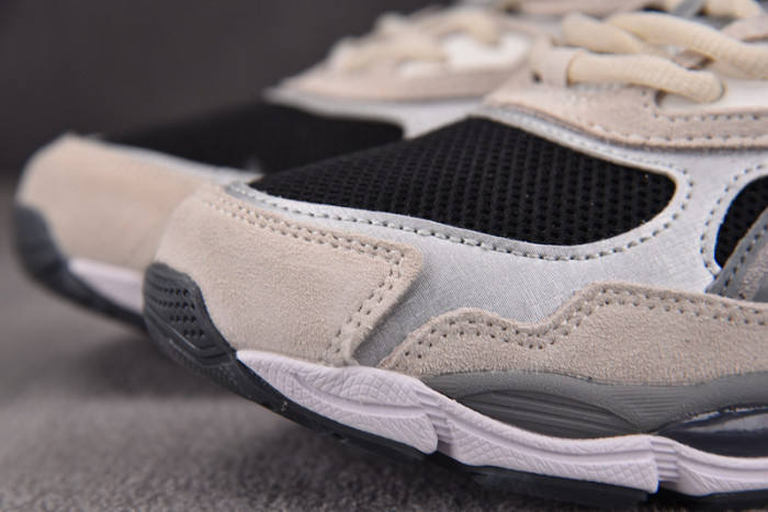 ASICS 1201A789-001