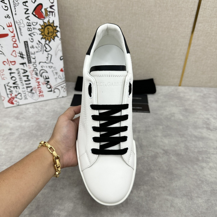 D.G. Sneakers DG210-220